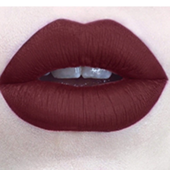 Kat Von D Lipstick VAMPIRA NEW RARE HTF - Picture 1 of 3